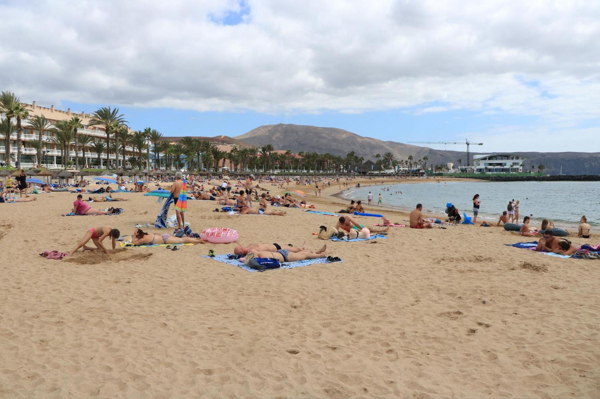 Las Americas Beach House アロナ エクステリア 写真